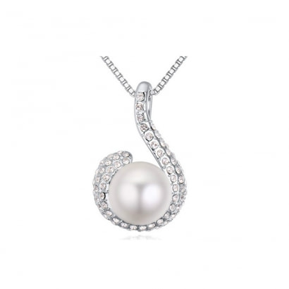 White Pearl Pendant made with a White Crystal from Swarovski 