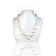 3-strangige Halskette mit weißen Süßwasserzuchtperlen unterschiedlicher Größe