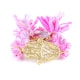 Ettika - Geflochtenes, rosafarbenes Baumwollbänder-Armband mit Hamsa in Gelbgold