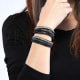 3-strängiges Armband mit weißen Swarovski Elements und schwarzen Lederband-Pailletten
